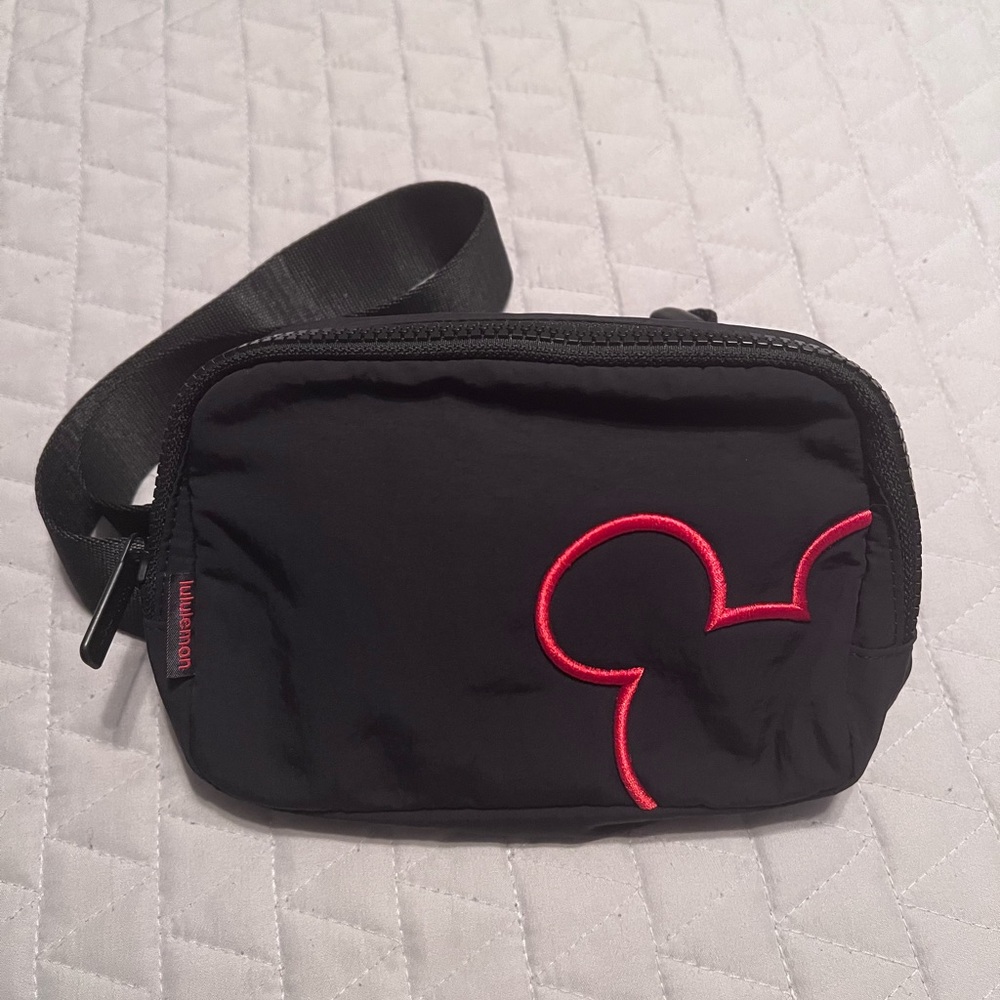 Lululemon Mickey Mouse belt bag